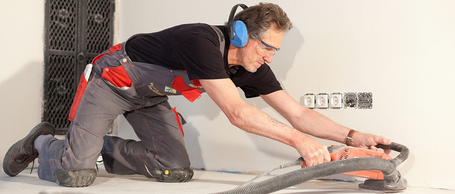 Fliesen-, Platten- und Mosaikleger