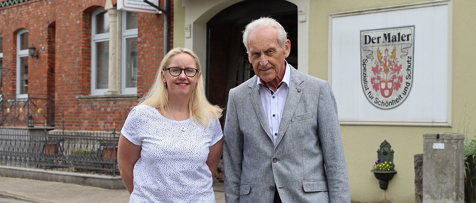 Seit 125 Jahren ist der Malerfachbetrieb Manfred Müller aus Winnigstedt auf Kirchen und Uhren spezialisiert.